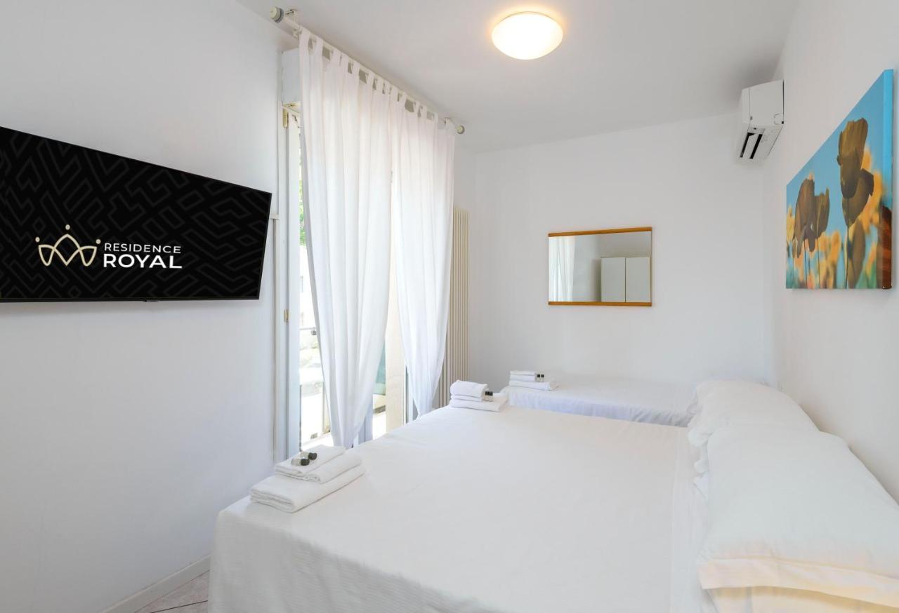 Residence Royal リミニ エクステリア 写真